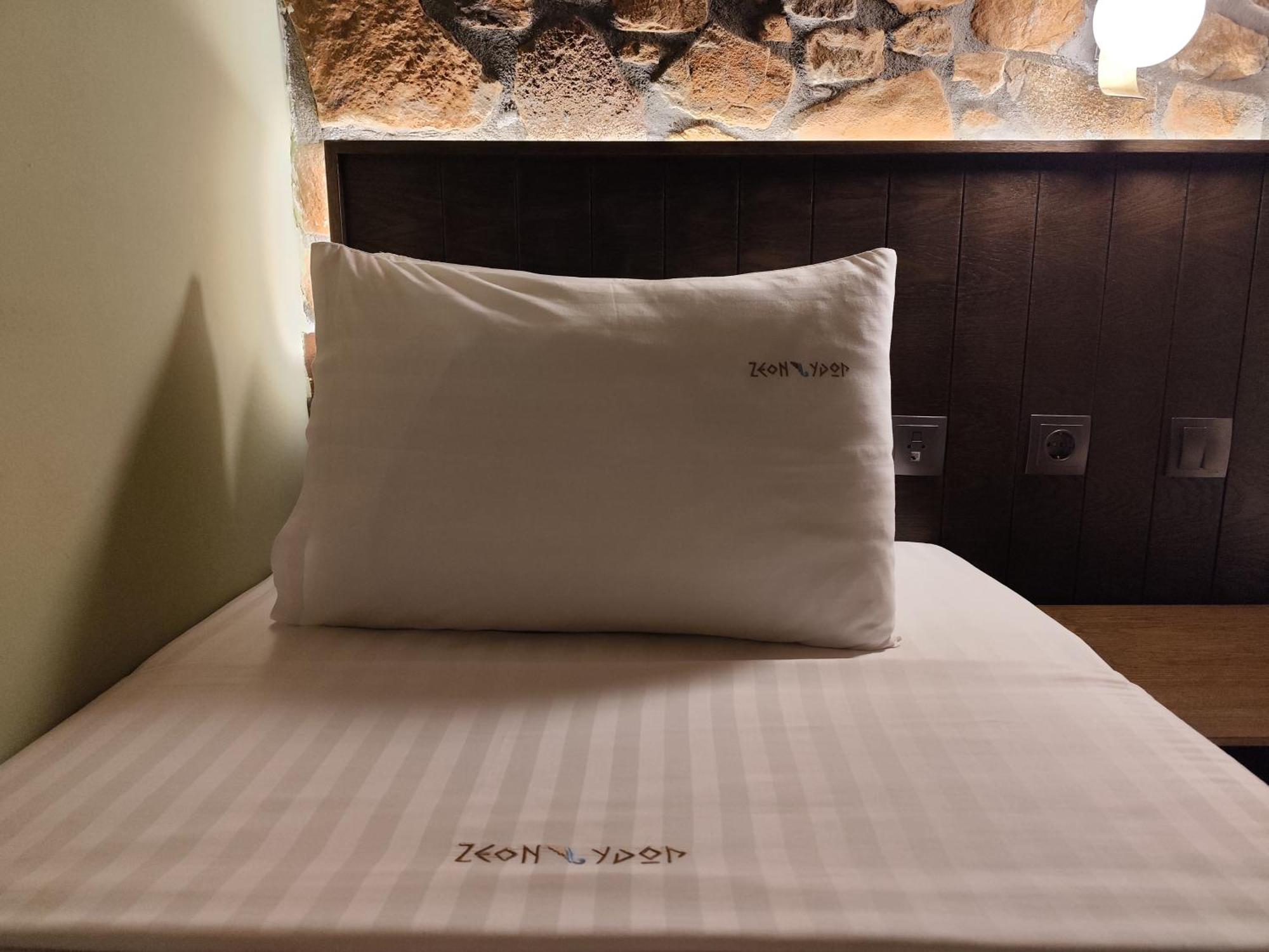 Ζέον Ύδωρ Hotel Órma Buitenkant foto
